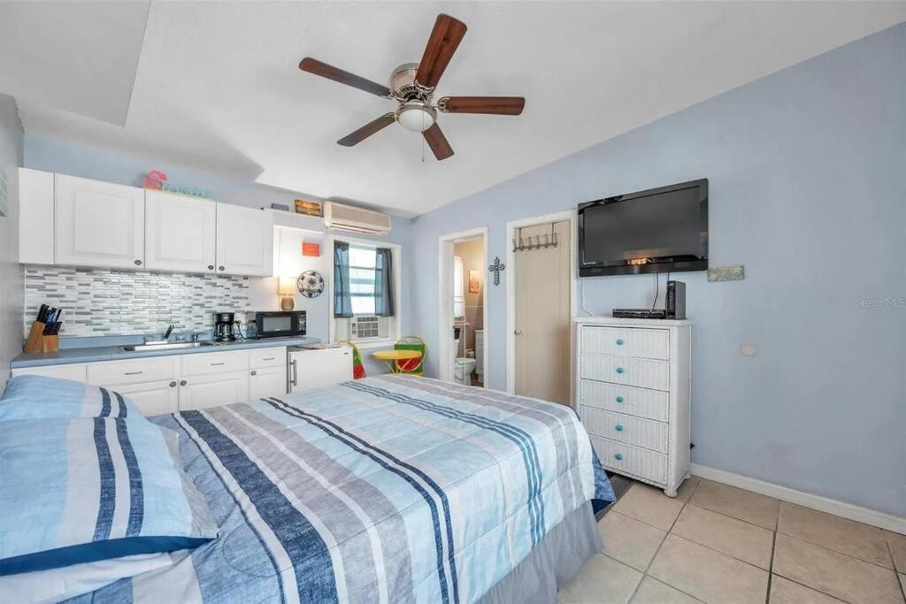Wave Condo Сант Пит Бич Экстерьер фото